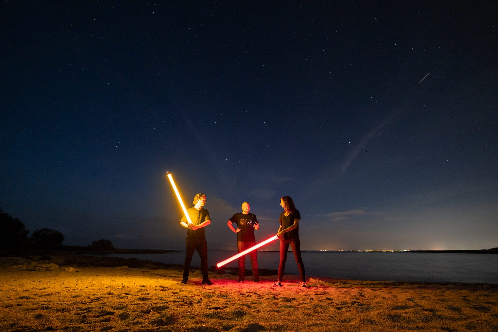 light painting experience airbnb 2019