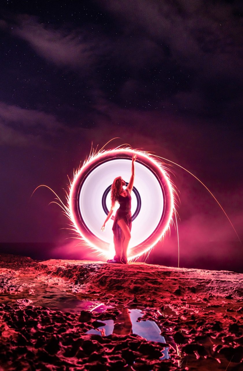 Light-painting and long exposure photography by Andrea Riezzo (2019) - light painting deborah 02 5356