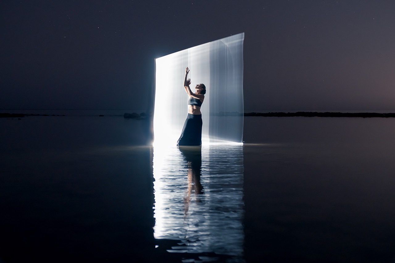 Light-painting and long exposure photography by Andrea Riezzo (2020) - light painting betti 3744