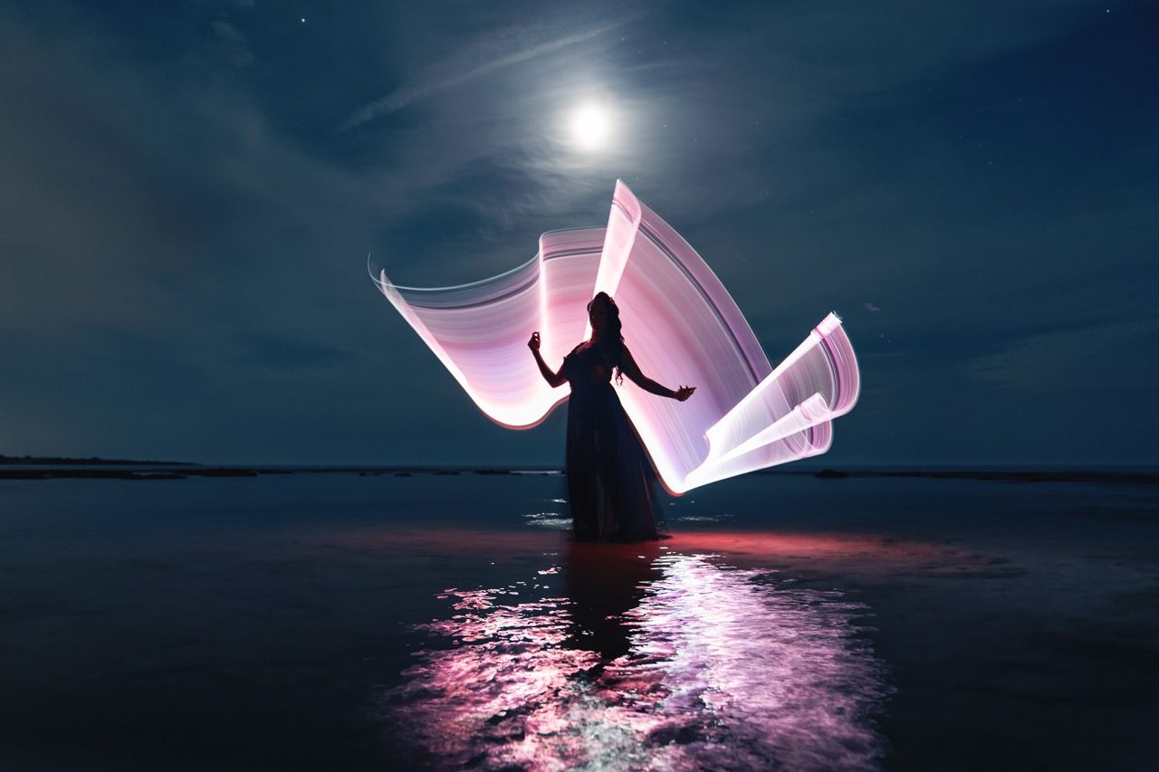 Light-painting and long exposure photography by Andrea Riezzo (2021) - light painting sublument 7906