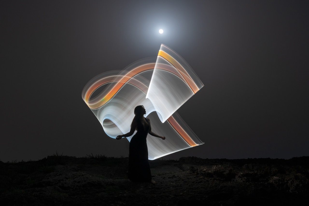 Light-painting and long exposure photography by Andrea Riezzo (2021) - light painting sublument 7971