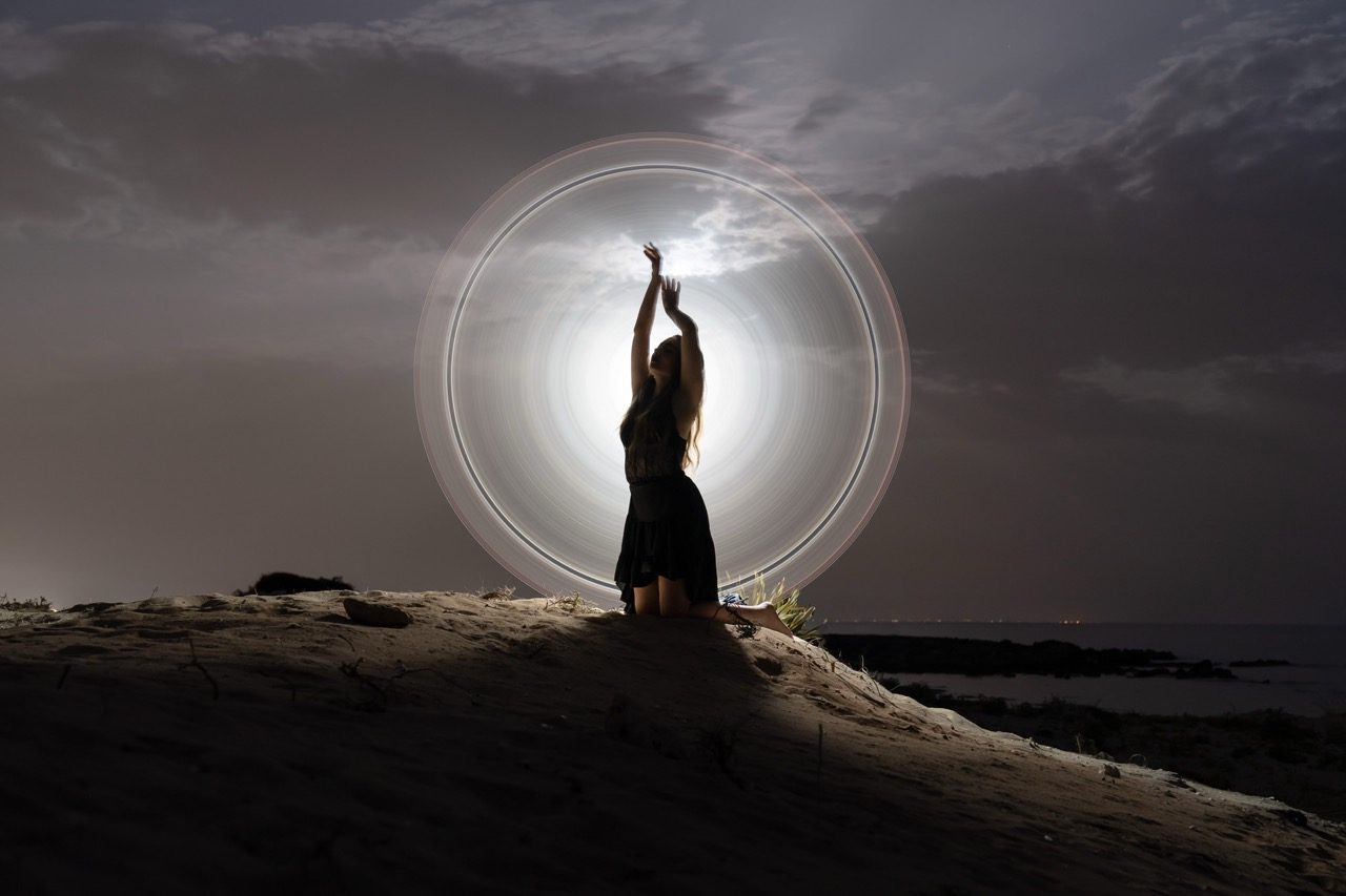 Light-painting and long exposure photography by Andrea Riezzo (2021) - light painting sublument 8085