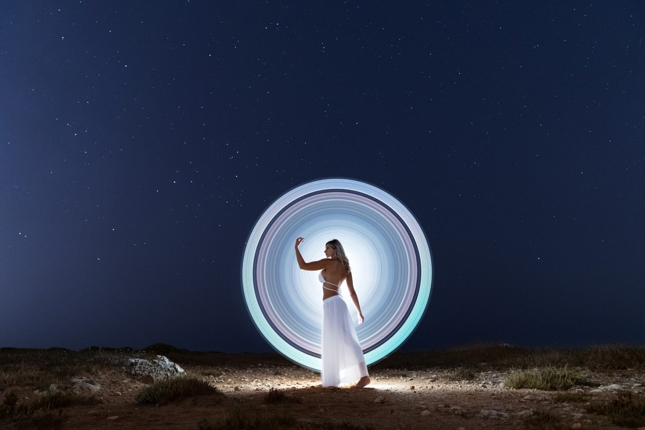 Light-painting and long exposure photography by Andrea Riezzo (2021) - light painting sublument 9083