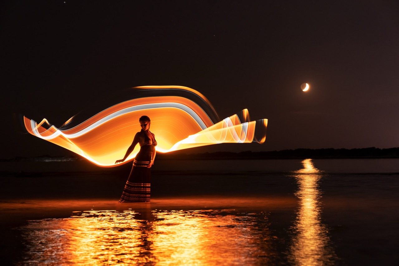 Light-painting and long exposure photography by Andrea Riezzo (2021) - light painting sublument 9502