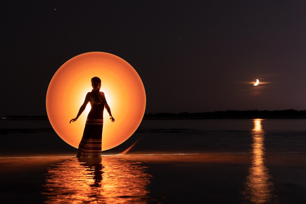 Light-painting and long exposure photography by Andrea Riezzo (2021) - light painting sublument 9524