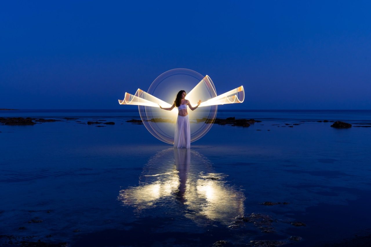 Light-painting and long exposure photography by Andrea Riezzo (2022) - light painting sublument 0050