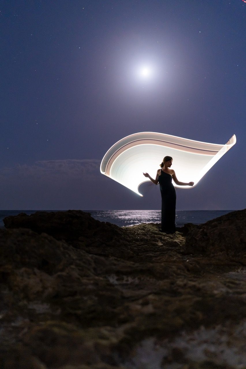 Light-painting and long exposure photography by Andrea Riezzo (2022) - light painting sublument 0882