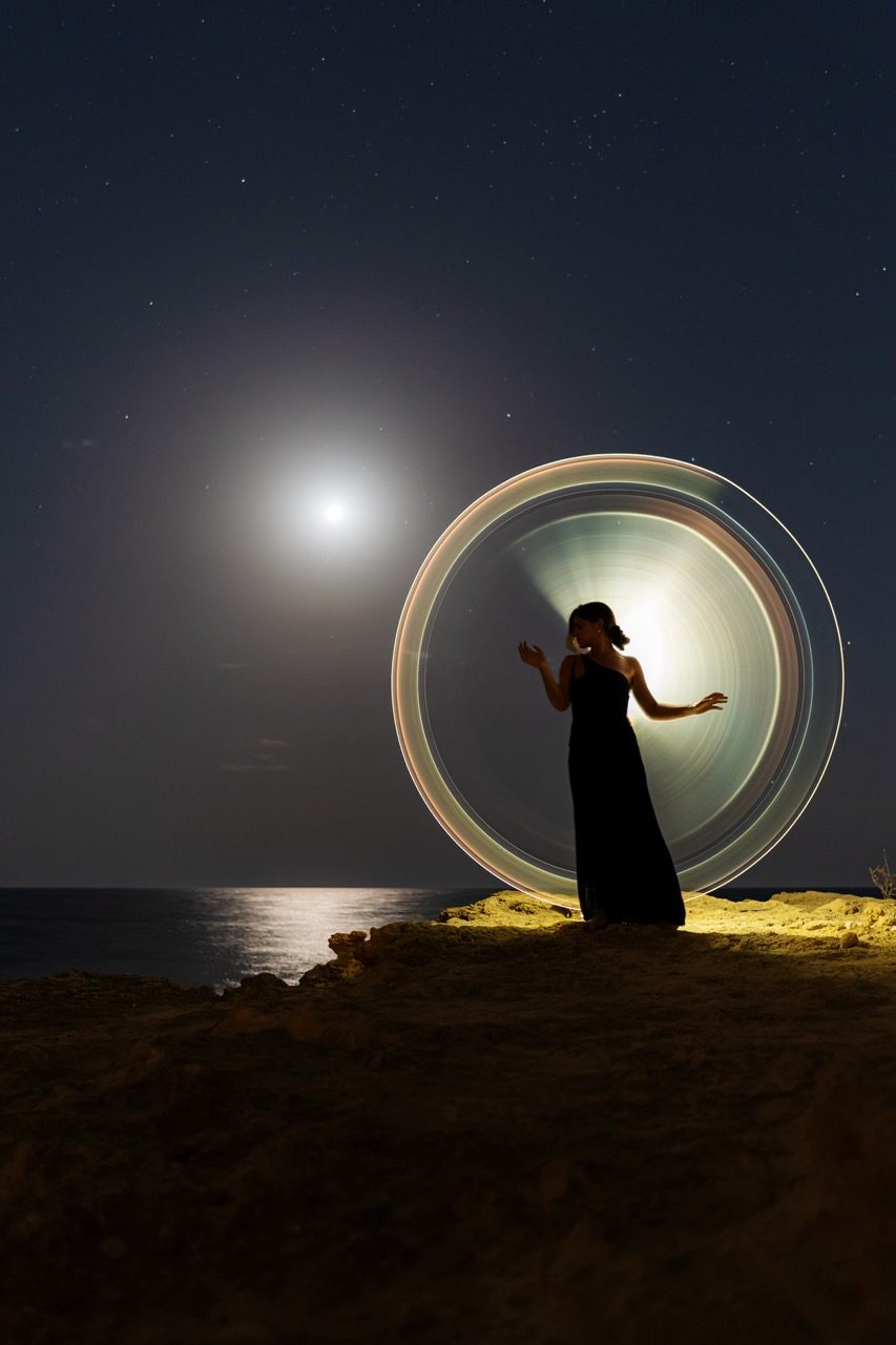Light-painting and long exposure photography by Andrea Riezzo (2022) - light painting sublument 0924