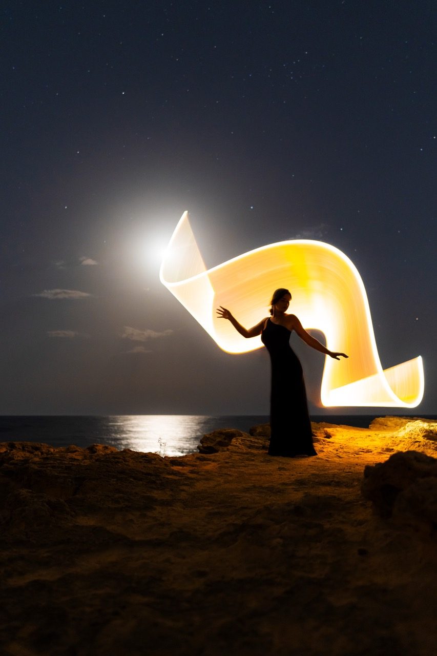Light-painting and long exposure photography by Andrea Riezzo (2022) - light painting sublument 0947