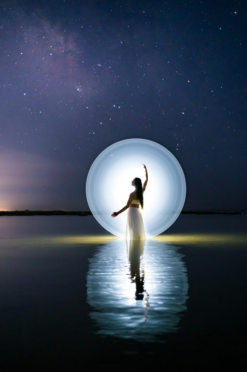 Light-painting and long exposure photography by Andrea Riezzo (2022) - light painting sublument 1531