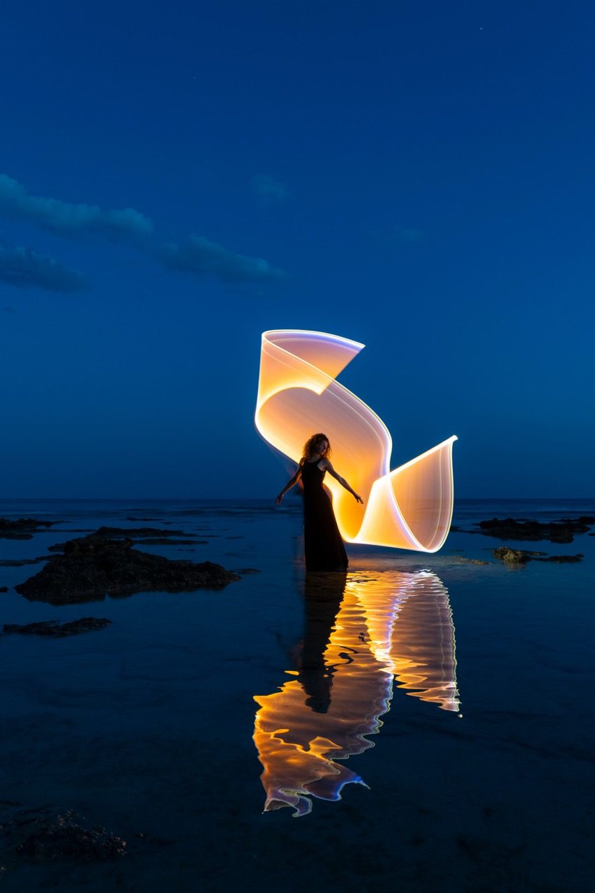 Light-painting and long exposure photography by Andrea Riezzo (2022) - light painting sublument 0370