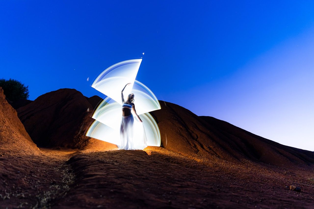 Light-painting and long exposure photography by Andrea Riezzo (2022) - light painting sublument 1713