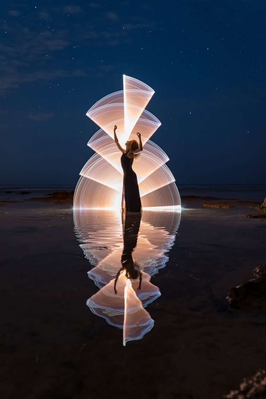 Light-painting and long exposure photography by Andrea Riezzo (2022) - light painting sublument 0423