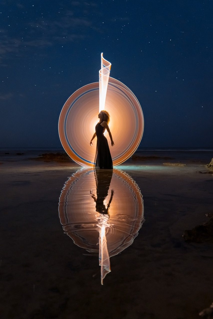 Light-painting and long exposure photography by Andrea Riezzo (2022) - light painting sublument 0431