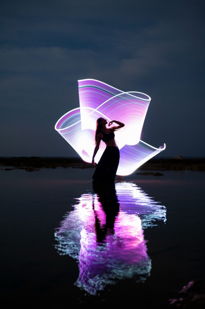 Light-painting and long exposure photography by Andrea Riezzo (2022) - light painting sublument 2607