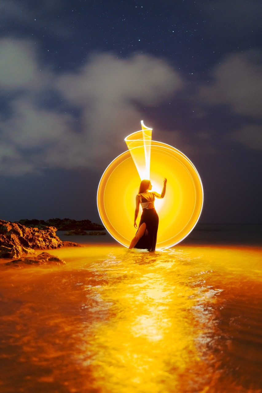 Light-painting and long exposure photography by Andrea Riezzo (2022) - light painting sublument 0563