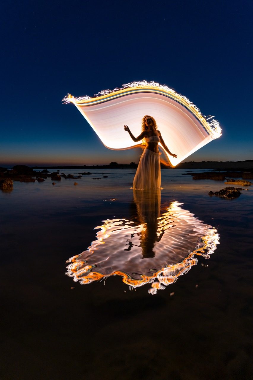 Light-painting and long exposure photography by Andrea Riezzo (2022) - light painting sublument 3490