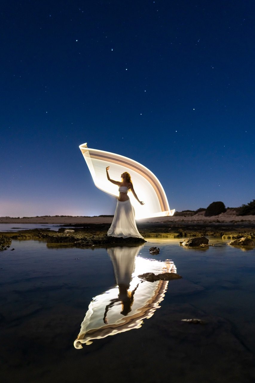 Light-painting and long exposure photography by Andrea Riezzo (2022) - light painting sublument 3564