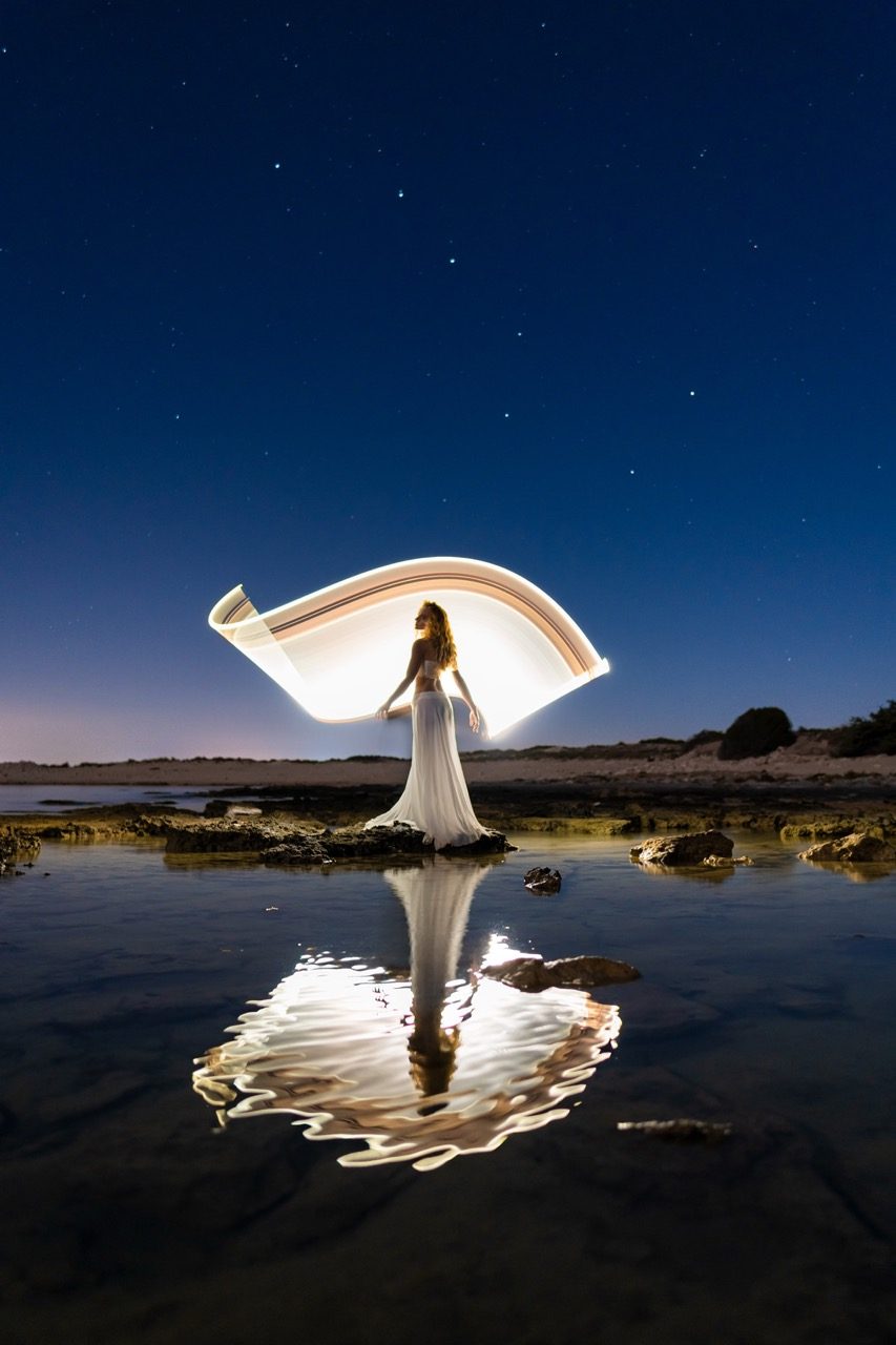 Light-painting and long exposure photography by Andrea Riezzo (2022) - light painting sublument 3583
