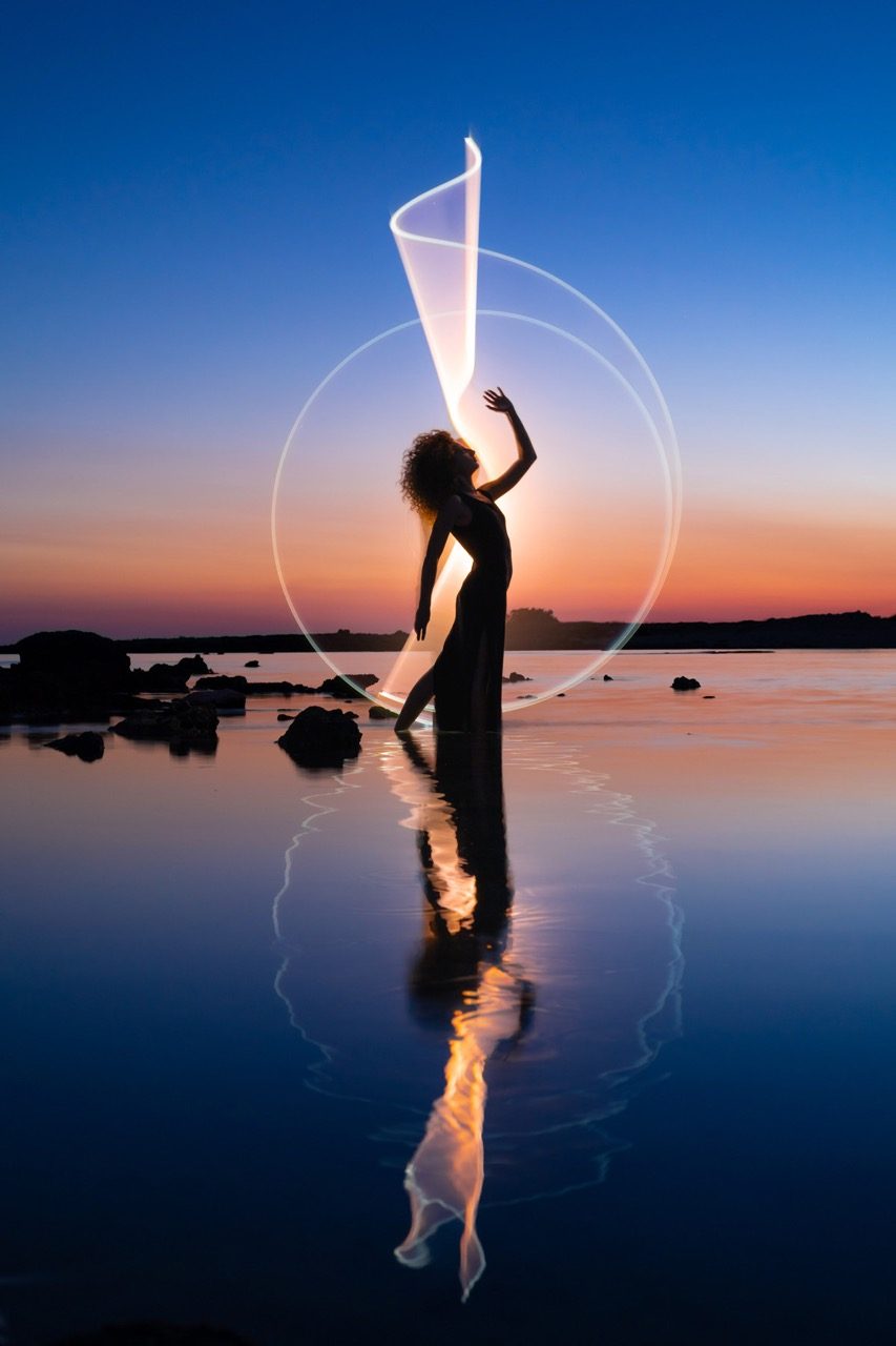 Light-painting and long exposure photography by Andrea Riezzo (2022) - light painting sublument 1580