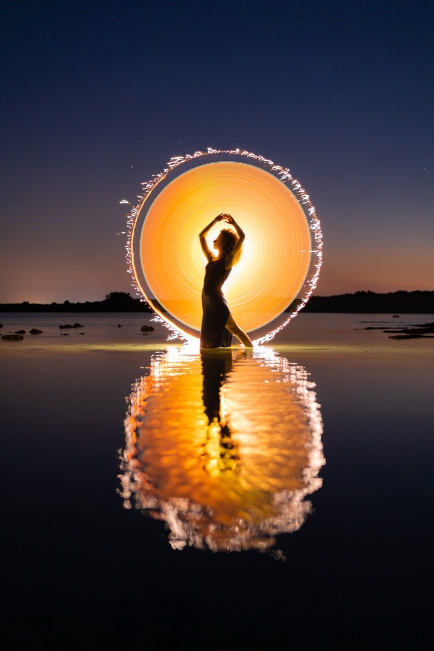 Light-painting and long exposure photography by Andrea Riezzo (2022) - light painting sublument 1642