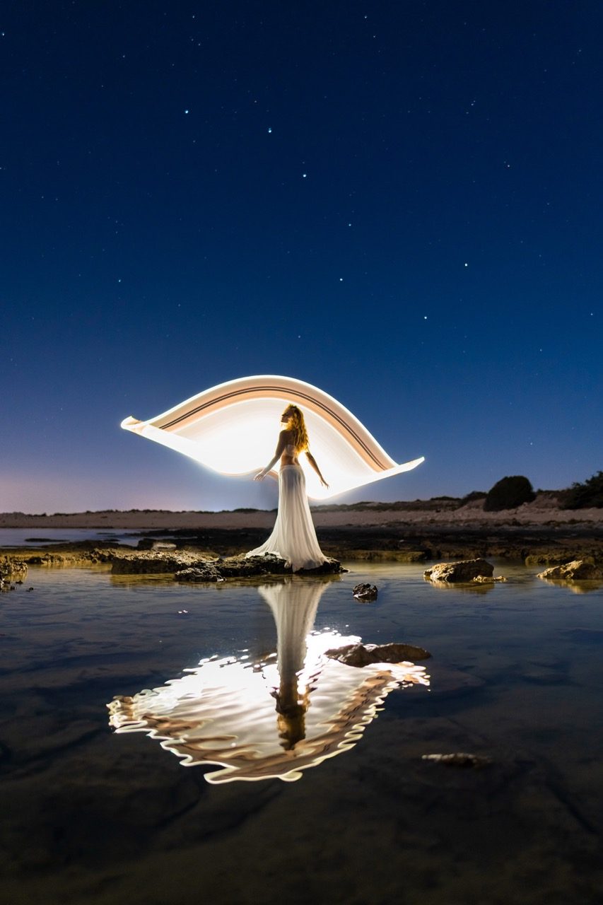 Light-painting and long exposure photography by Andrea Riezzo (2022) - light painting sublument 3584