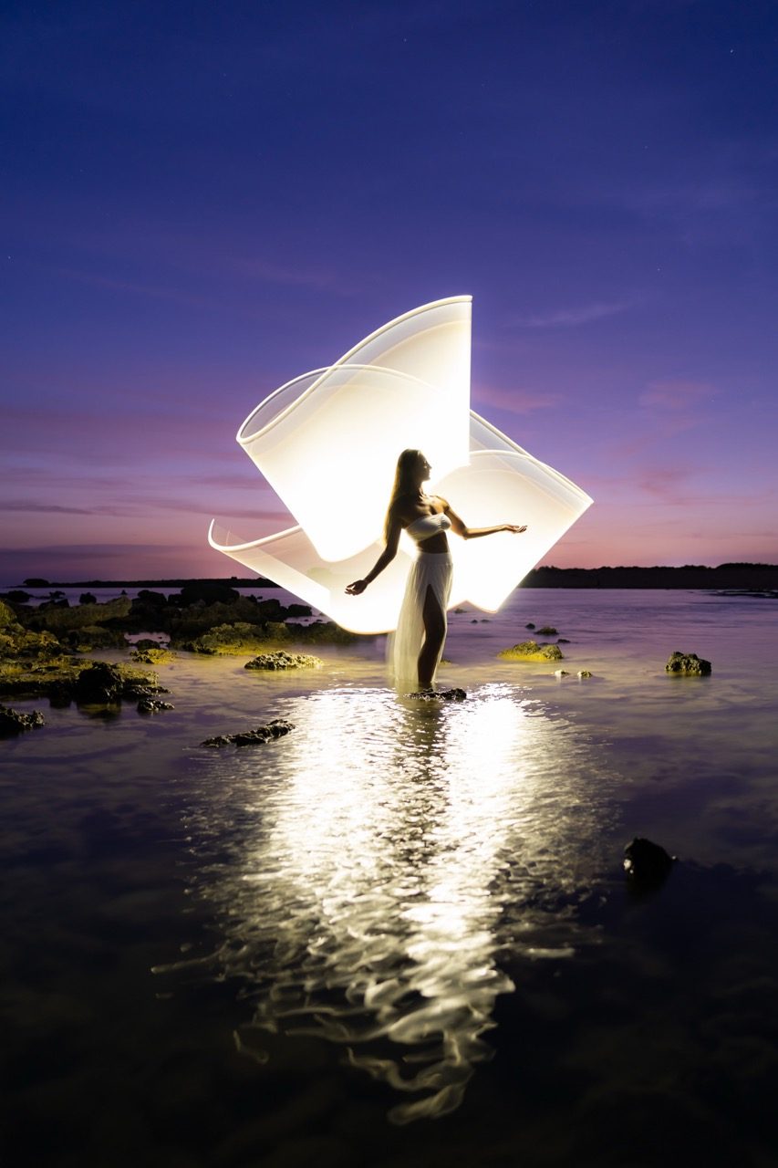 Light-painting and long exposure photography by Andrea Riezzo (2022) - light painting sublument 3044