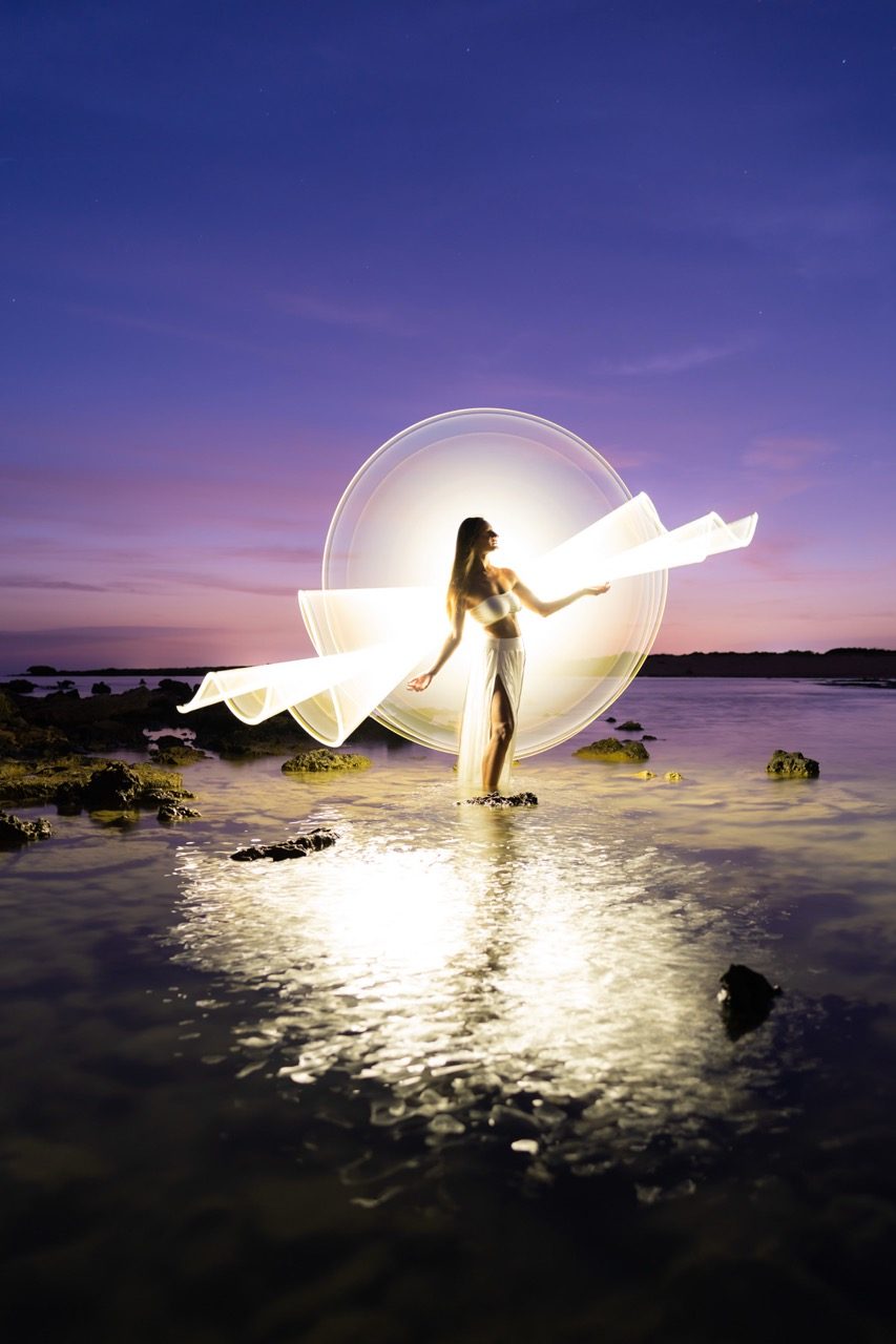 Light-painting and long exposure photography by Andrea Riezzo (2022) - light painting sublument 3050