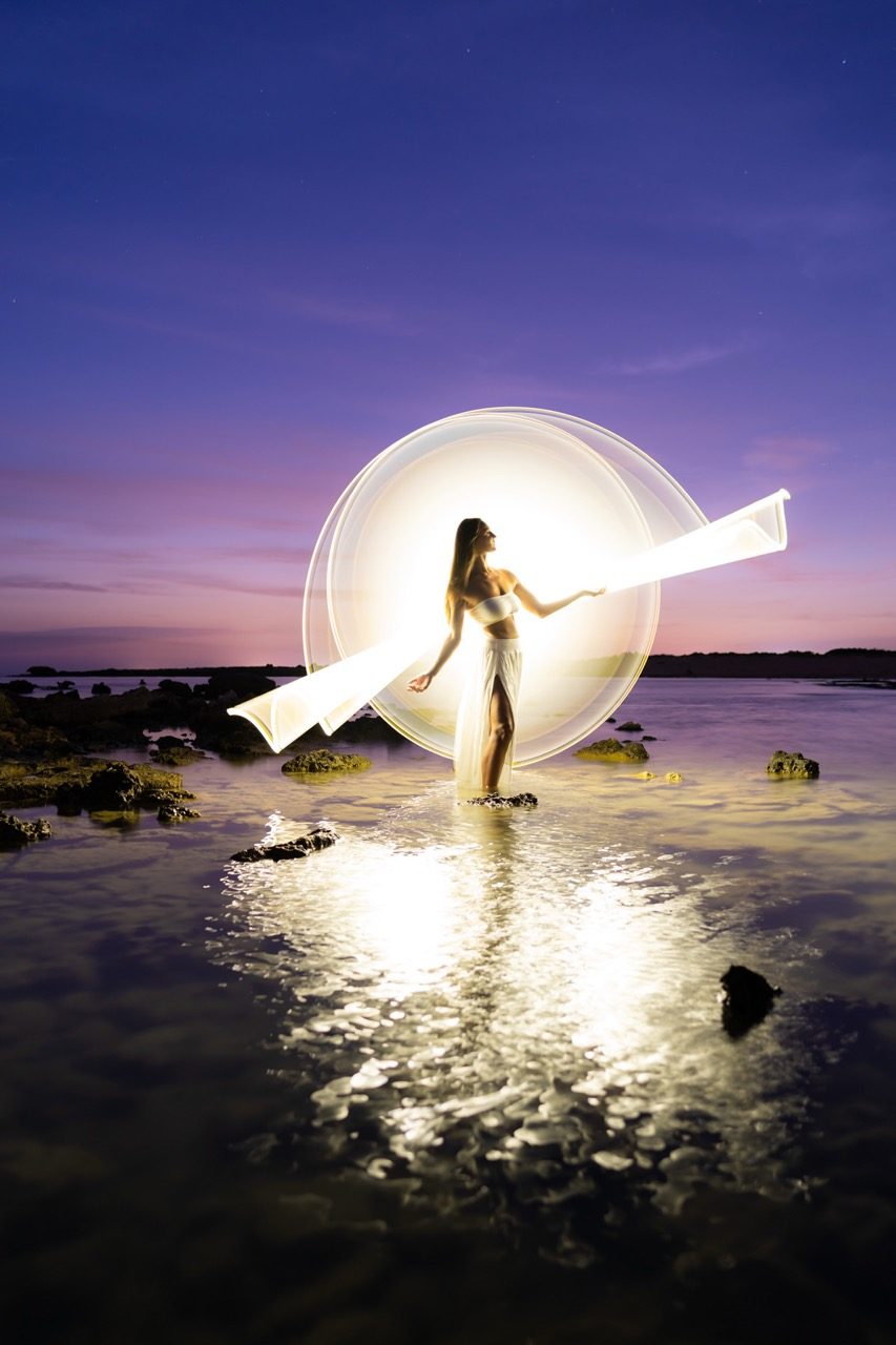 Light-painting and long exposure photography by Andrea Riezzo (2022) - light painting sublument 3051