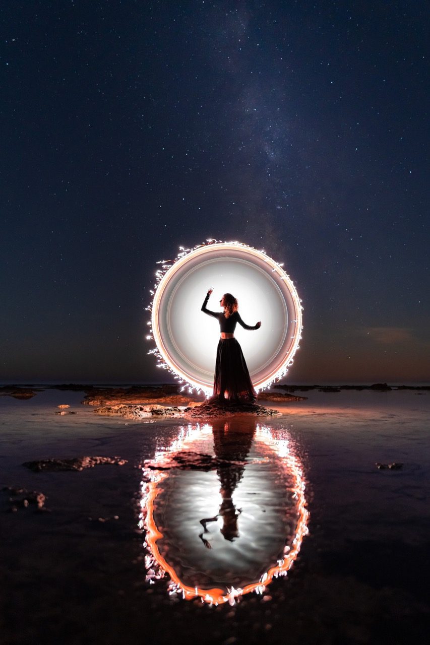 Light-painting and long exposure photography by Andrea Riezzo (2022) - light painting sublument 3796