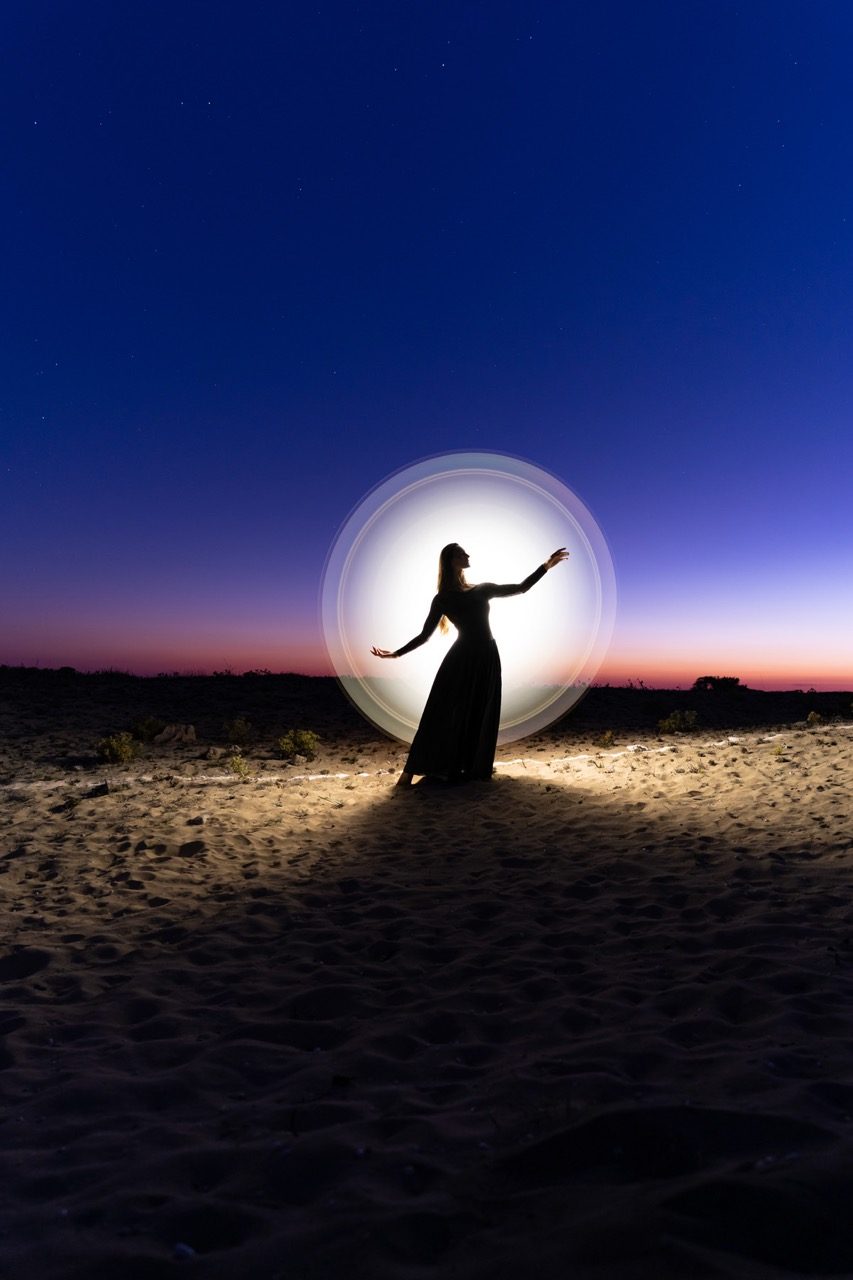 Light-painting and long exposure photography by Andrea Riezzo (2022) - light painting sublument 4206