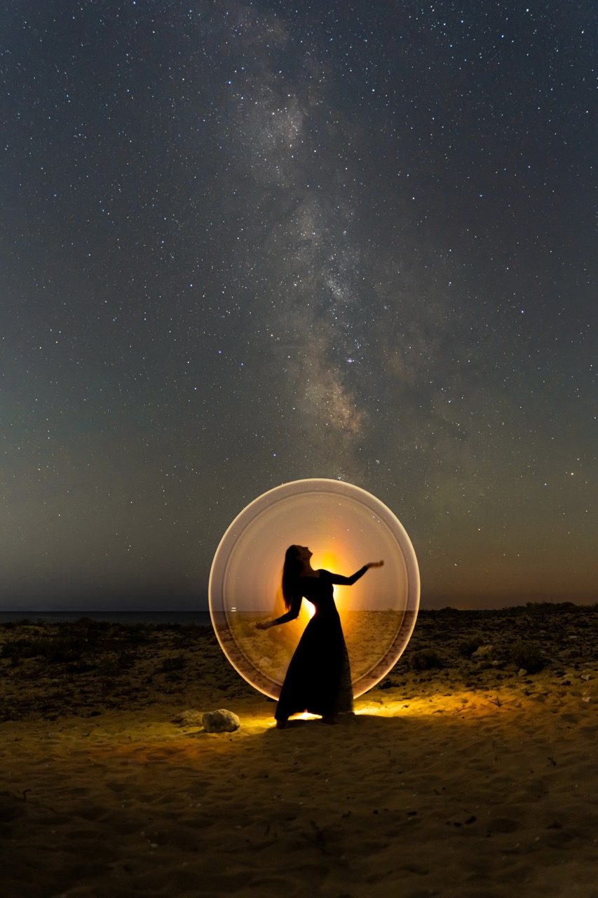 Light-painting and long exposure photography by Andrea Riezzo (2022) - light painting sublument 4250