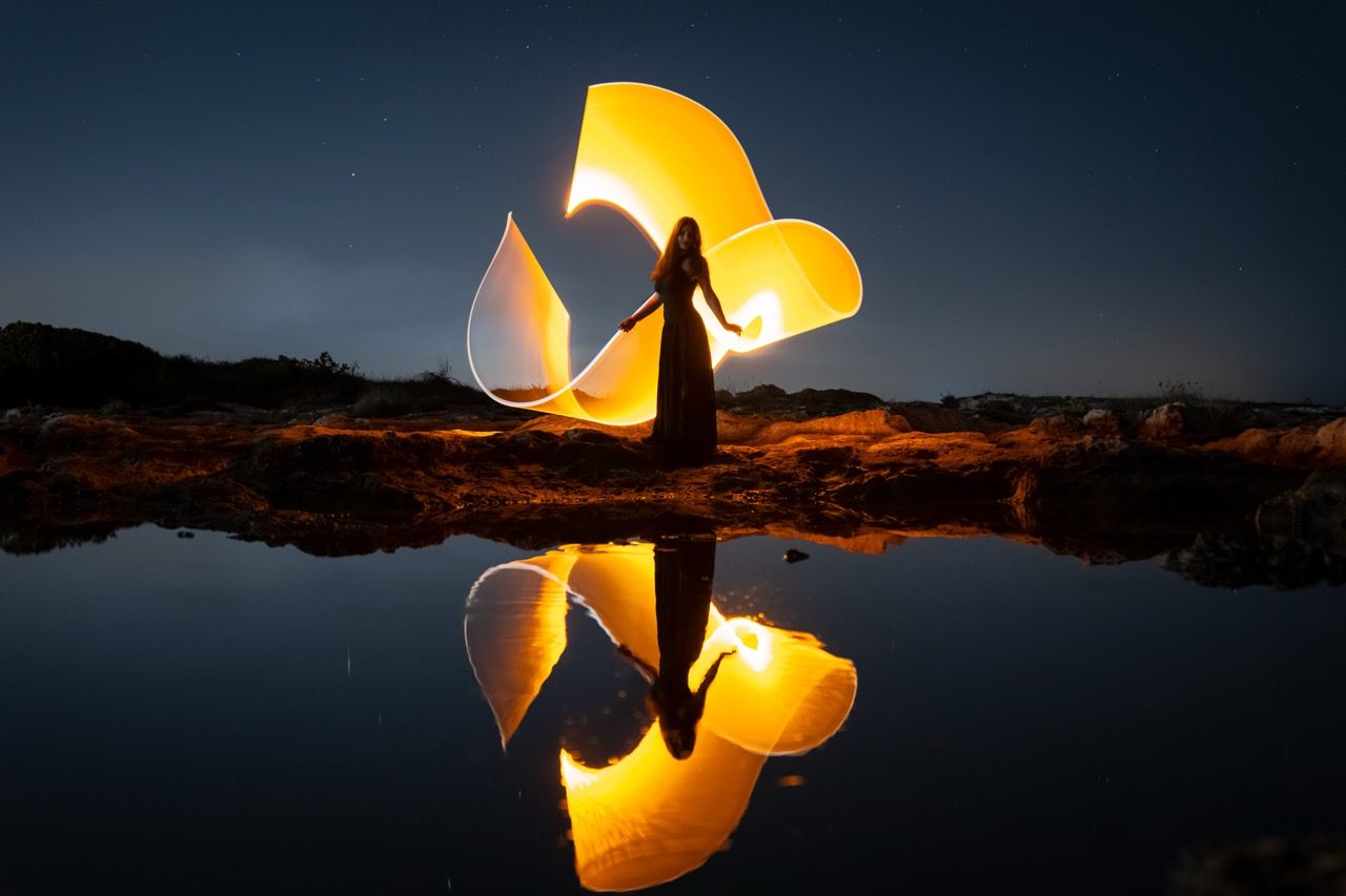 Light-painting and long exposure photography by Andrea Riezzo (2022) - light painting sublument 9702
