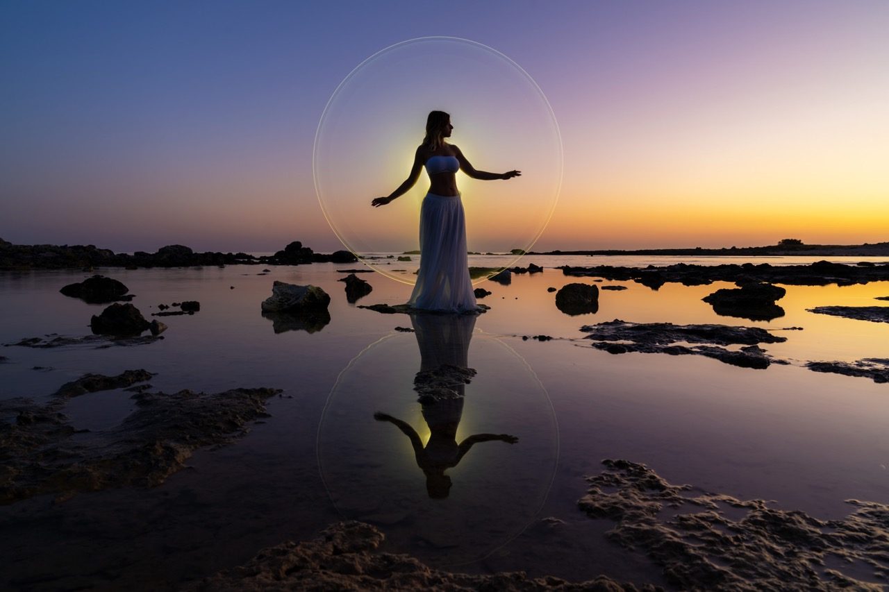 Light-painting and long exposure photography by Andrea Riezzo (2022) - light painting sublument 9757
