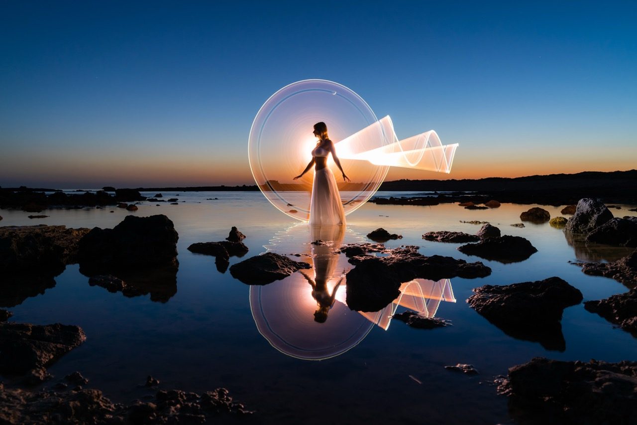 Light-painting and long exposure photography by Andrea Riezzo (2022) - light painting sublument 9799