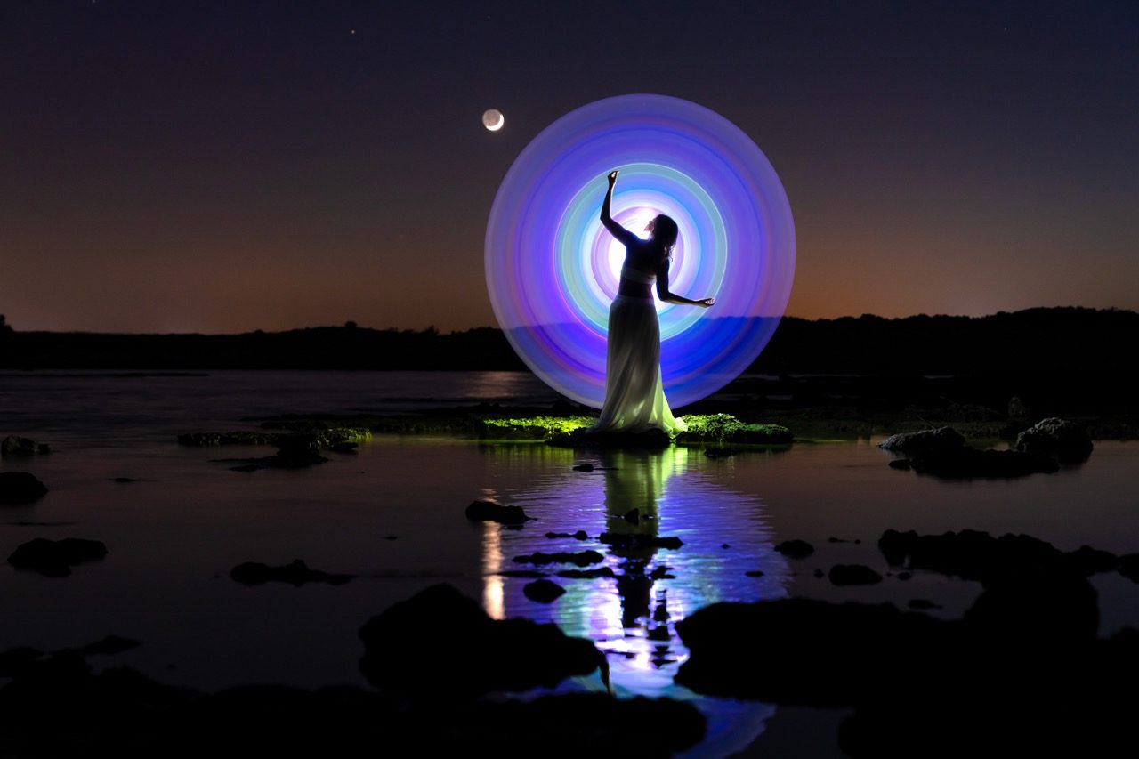 Light-painting and long exposure photography by Andrea Riezzo (2022) - light painting sublument 9837