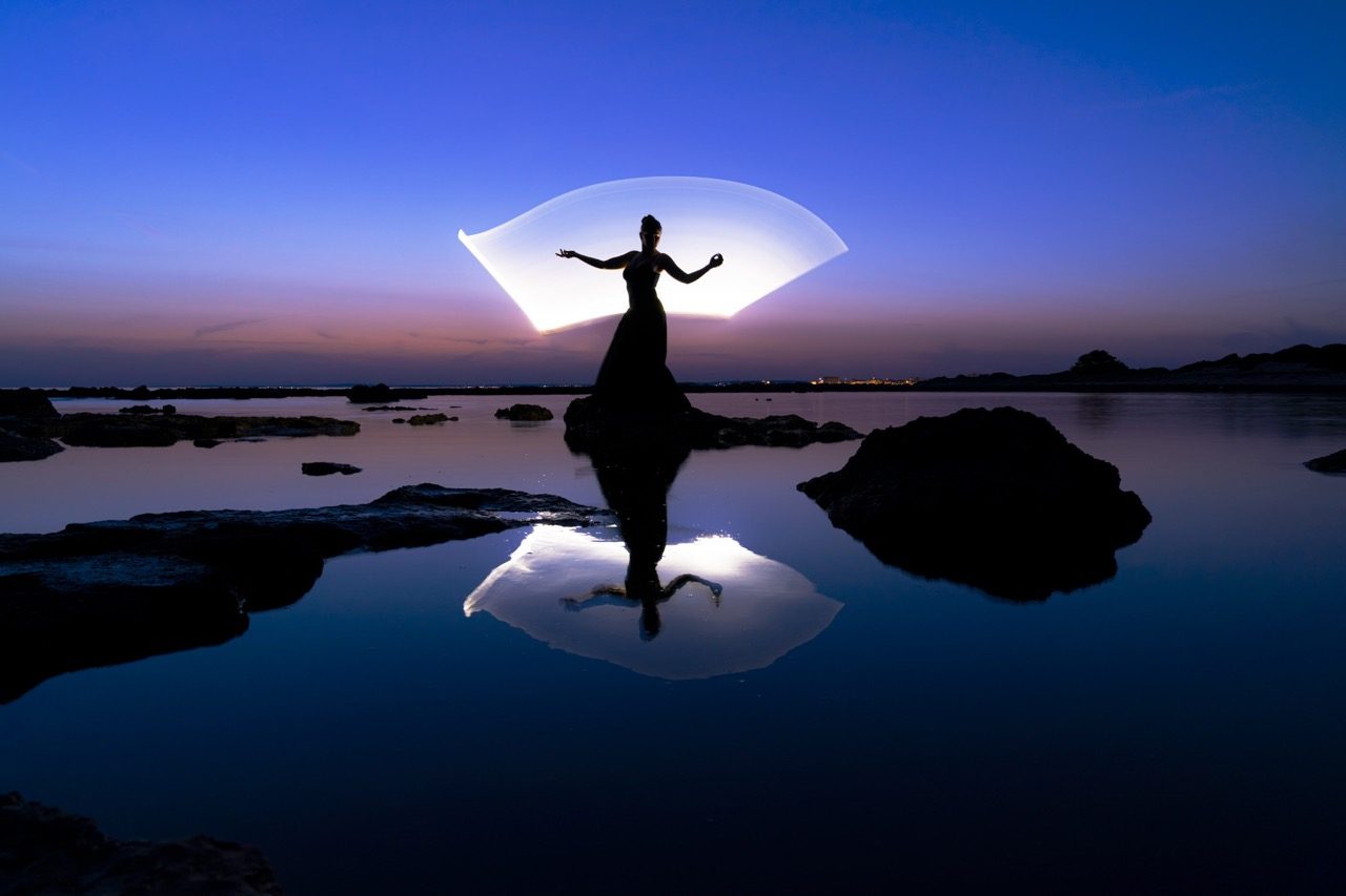 Light-painting and long exposure photography by Andrea Riezzo (2022) - light painting sublument 9942