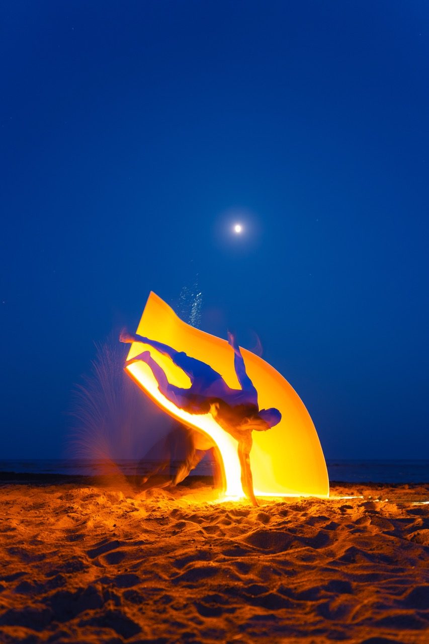 Light painting photo 2023 by Andrea Riezzo — Sublument — 023