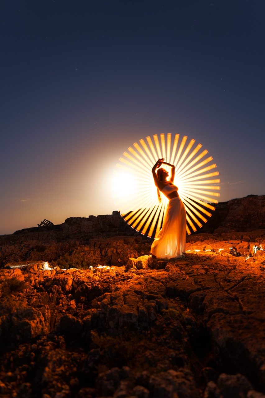 Light painting photo 2023 by Andrea Riezzo — Sublument — 040