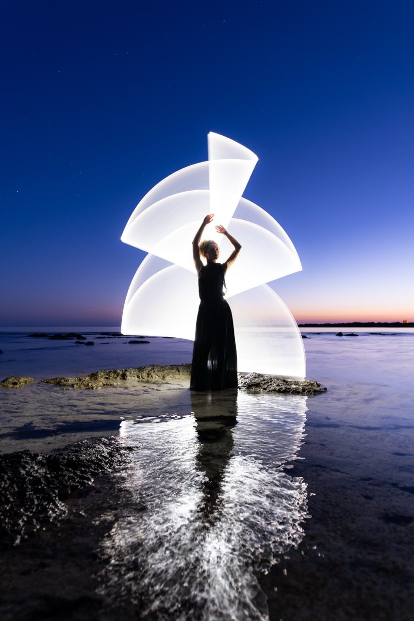 Light painting photo 2023 by Andrea Riezzo — Sublument — 046