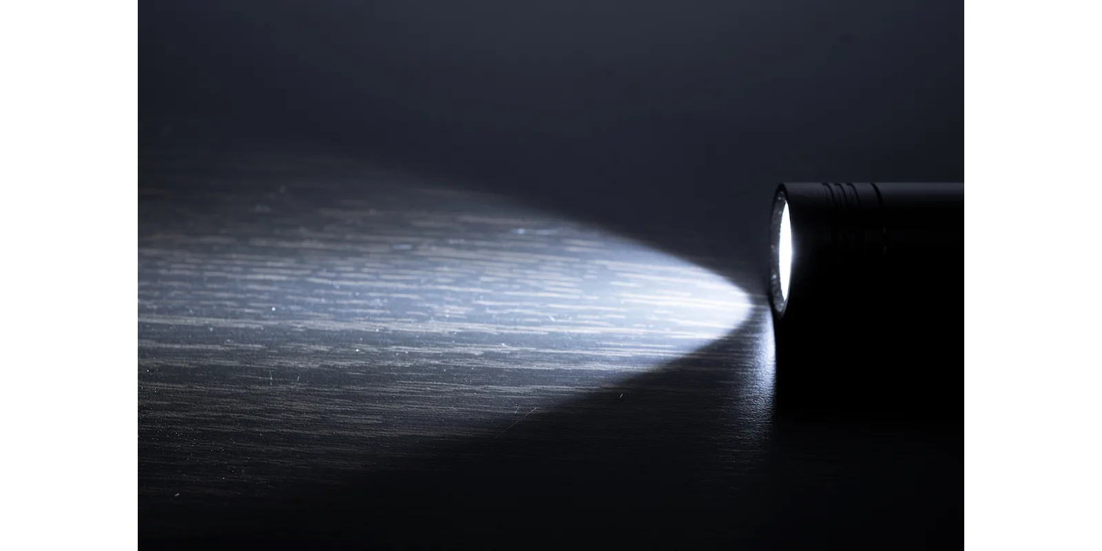 flashlight light-painting