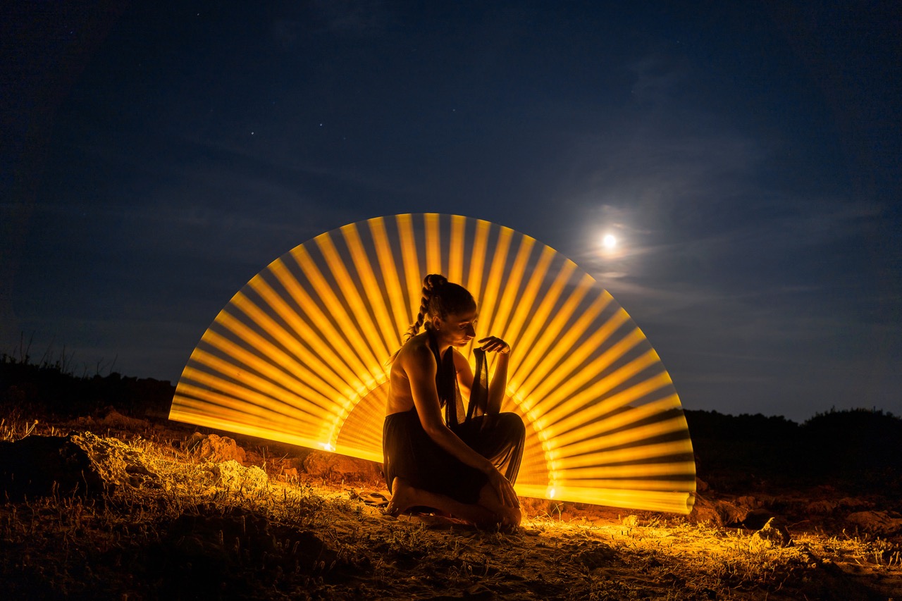 Light-painting and long exposure photography by Andrea Riezzo (2019) - light painting clarissa 8324