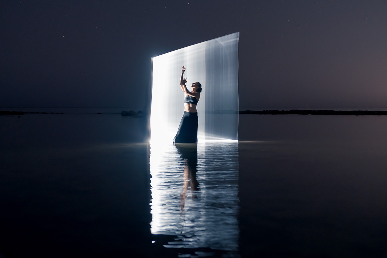 Light-painting and long exposure photography by Andrea Riezzo (2020) - light painting betti 3744