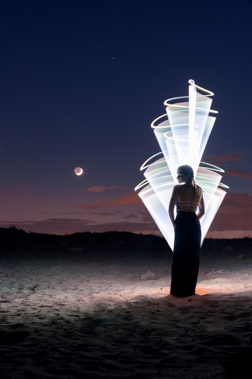 Light-painting and long exposure photography by Andrea Riezzo (2020) - light painting cristina 2476