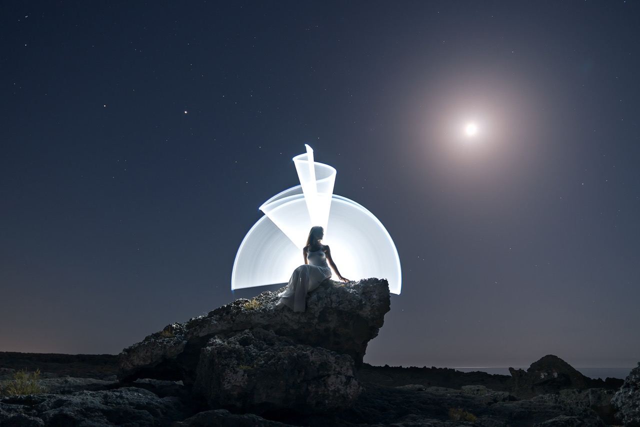 Light-painting and long exposure photography by Andrea Riezzo (2020) - light painting cristina 3189