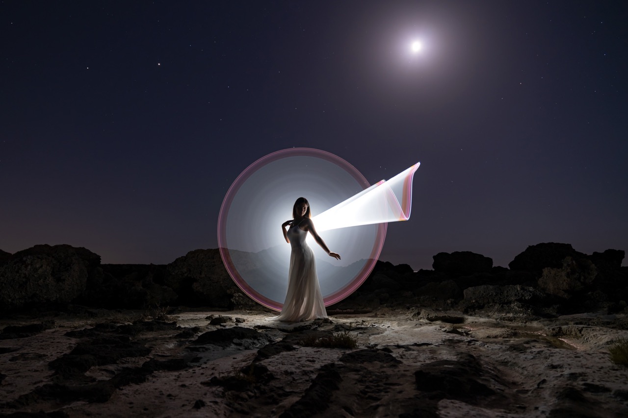 Light-painting and long exposure photography by Andrea Riezzo (2020) - light painting sublument 3178