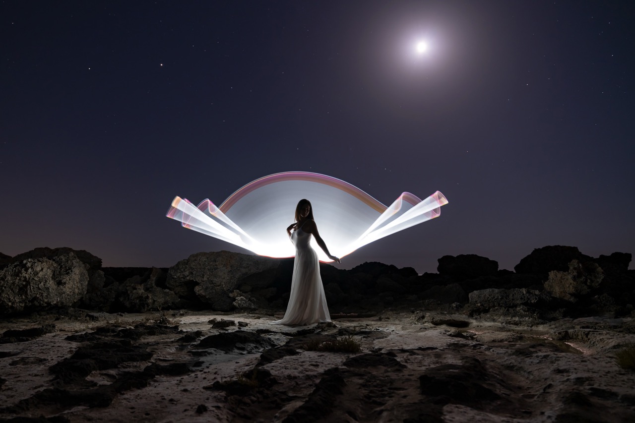 Light-painting and long exposure photography by Andrea Riezzo (2020) - light painting sublument 3179