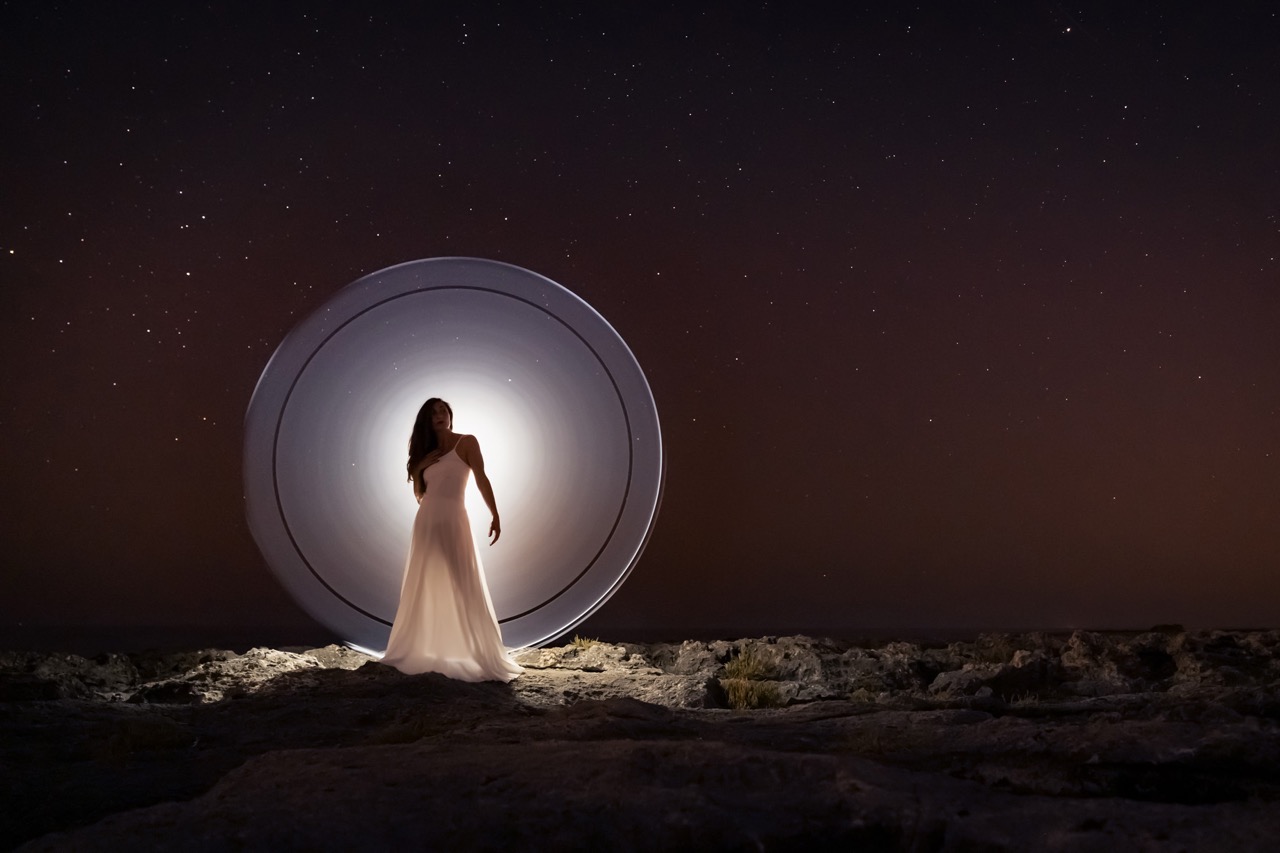 Light-painting and long exposure photography by Andrea Riezzo (2020) - light painting sublument 3629