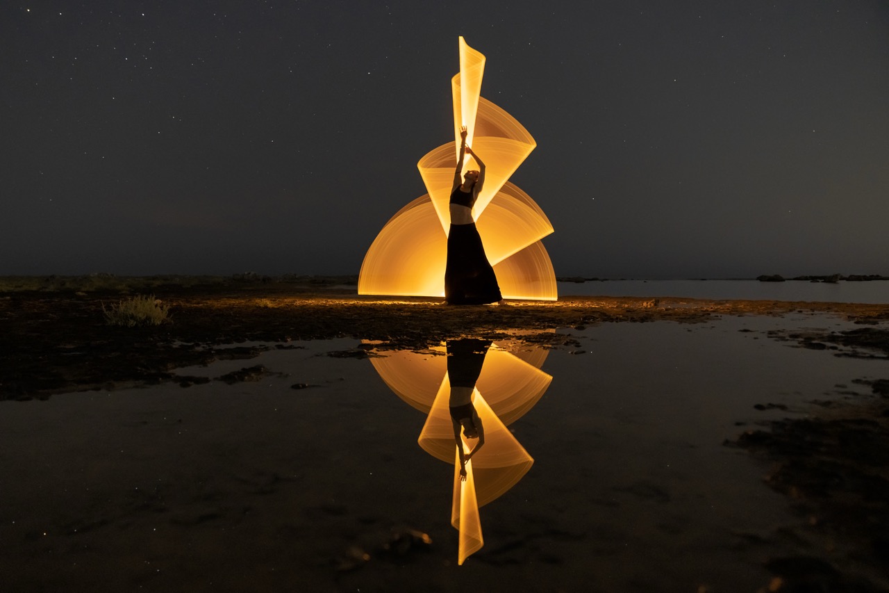 Light-painting and long exposure photography by Andrea Riezzo (2020) - light painting sublument 3714