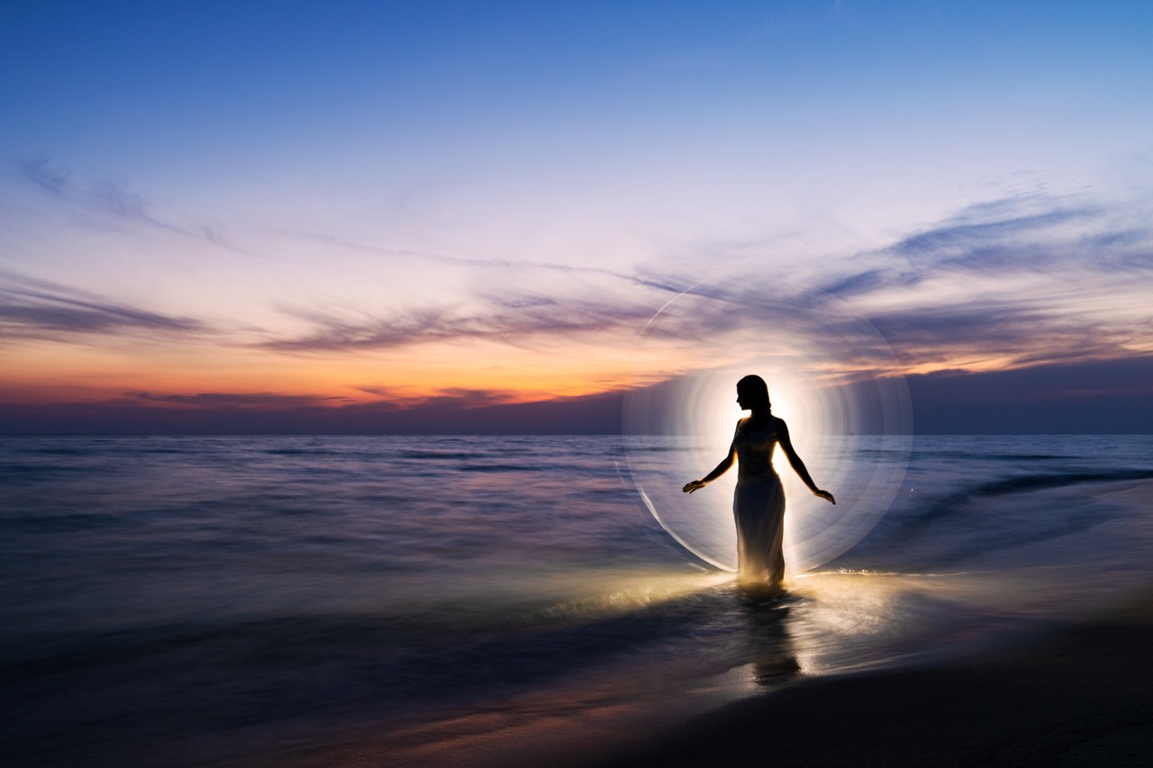 Light-painting and long exposure photography by Andrea Riezzo (2020) - light painting sublument 4527